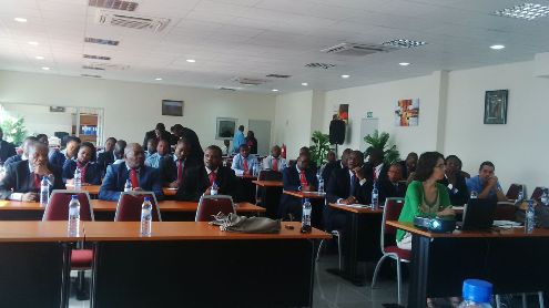 Participantes en la formación en análisis de política fiscal