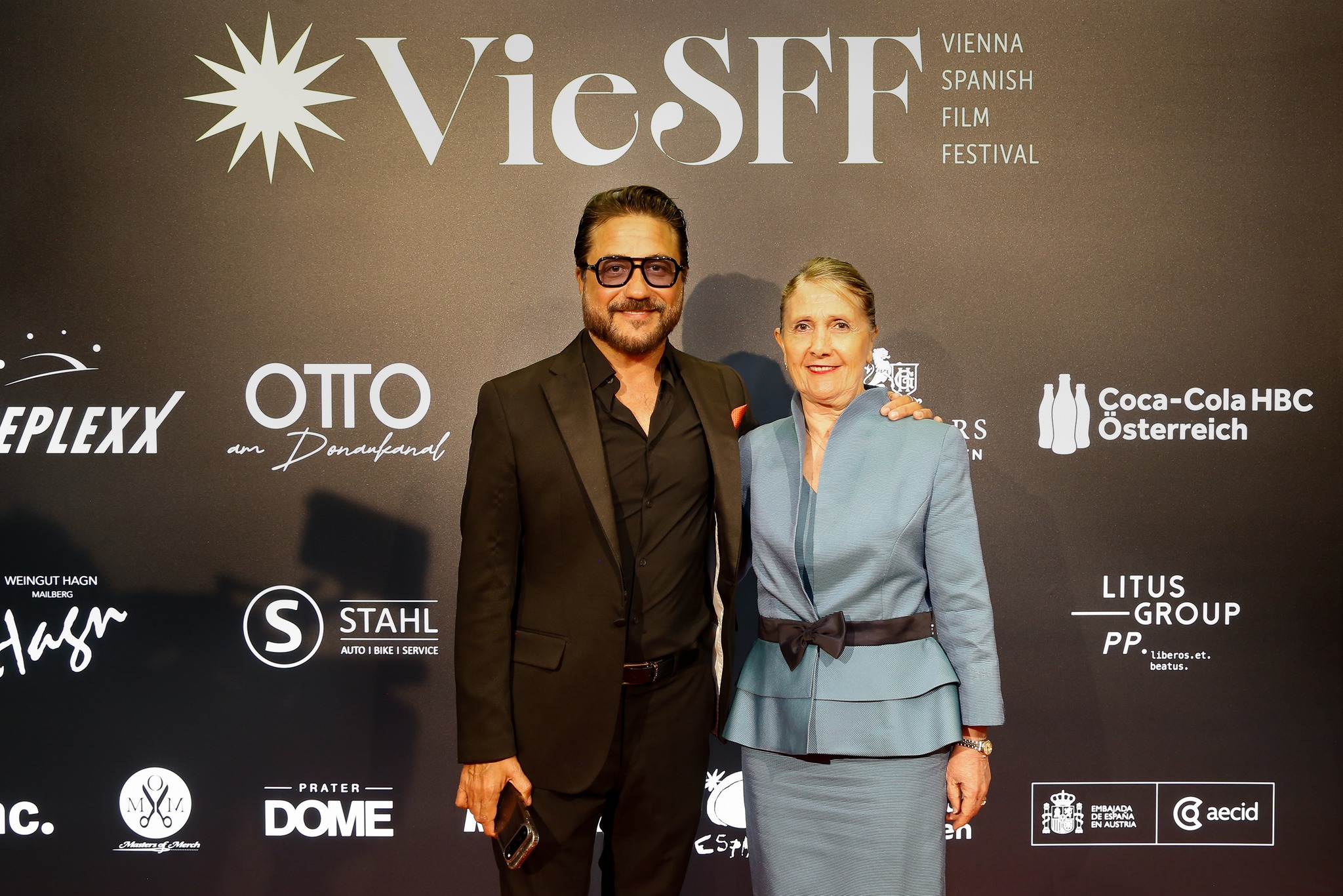 Vienna Spanish Film Festival Enrique Arce y embajadora Aurora Mejia.jpg